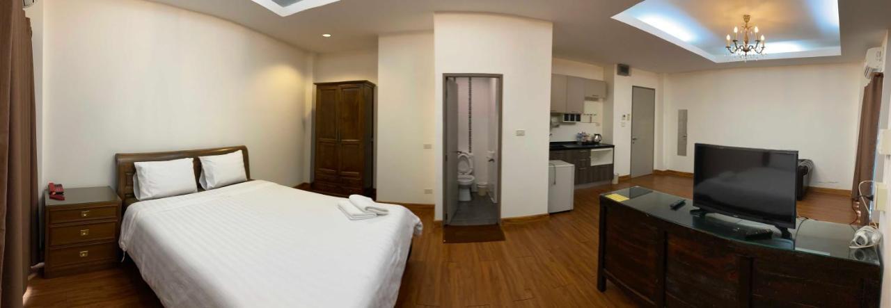 Hotel Iya Патхумтхані Екстер'єр фото